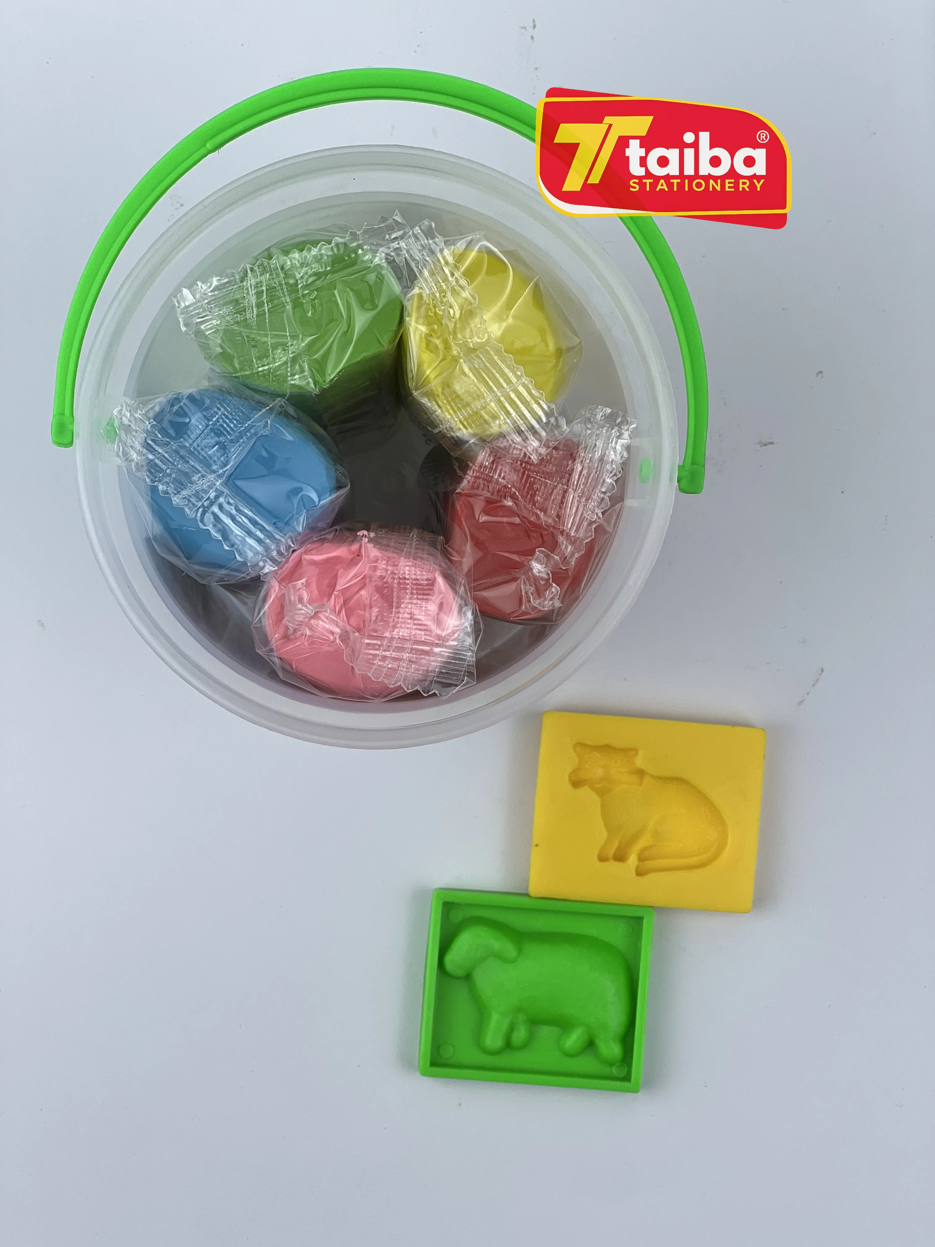 عجينة تشكيل 500 غ 5 ألوان + 2 قوالب تشكيل