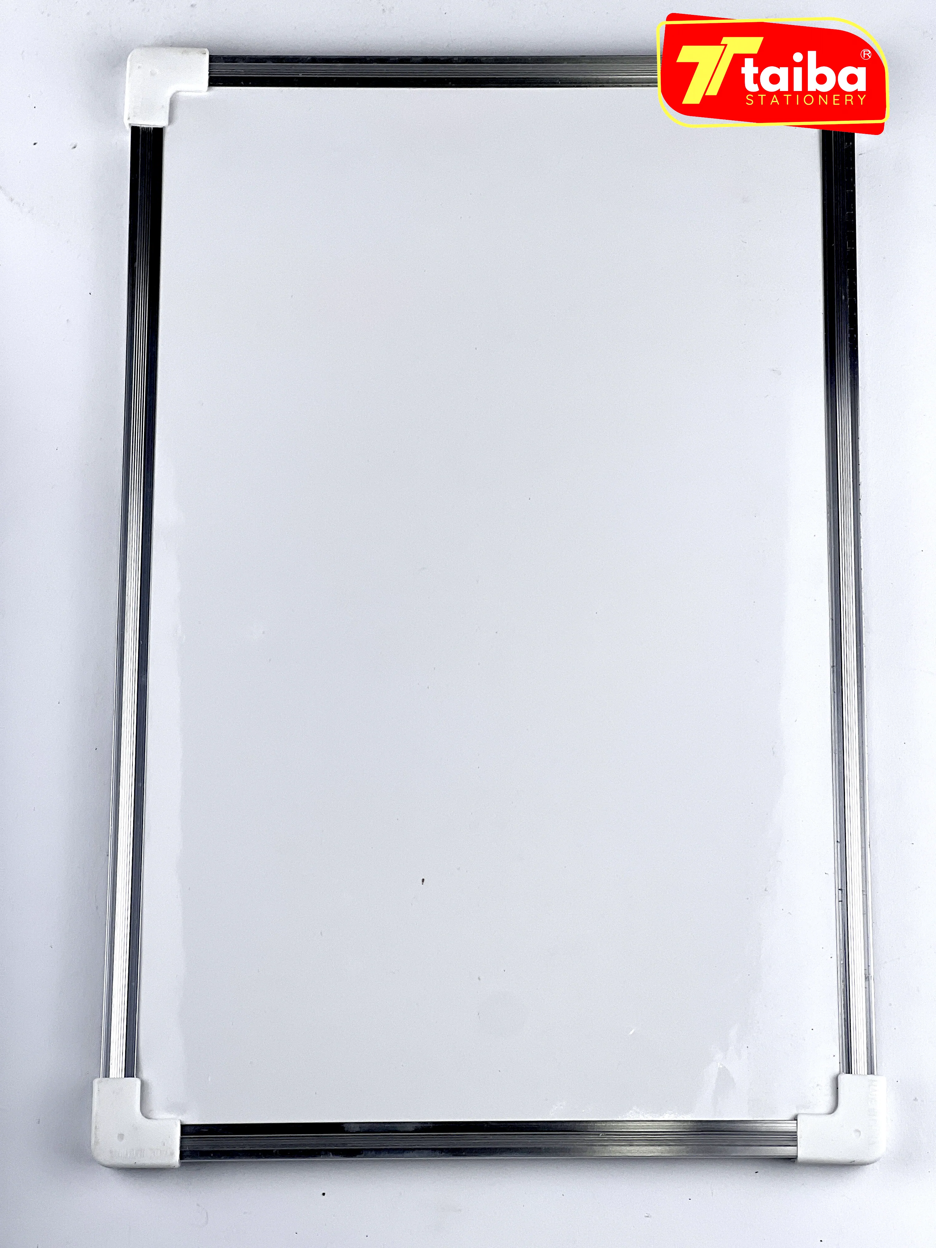 ARDOISE ALUMINIUM MAGNETIQUE QUADRILLE/BLANC YAPAP YA1951