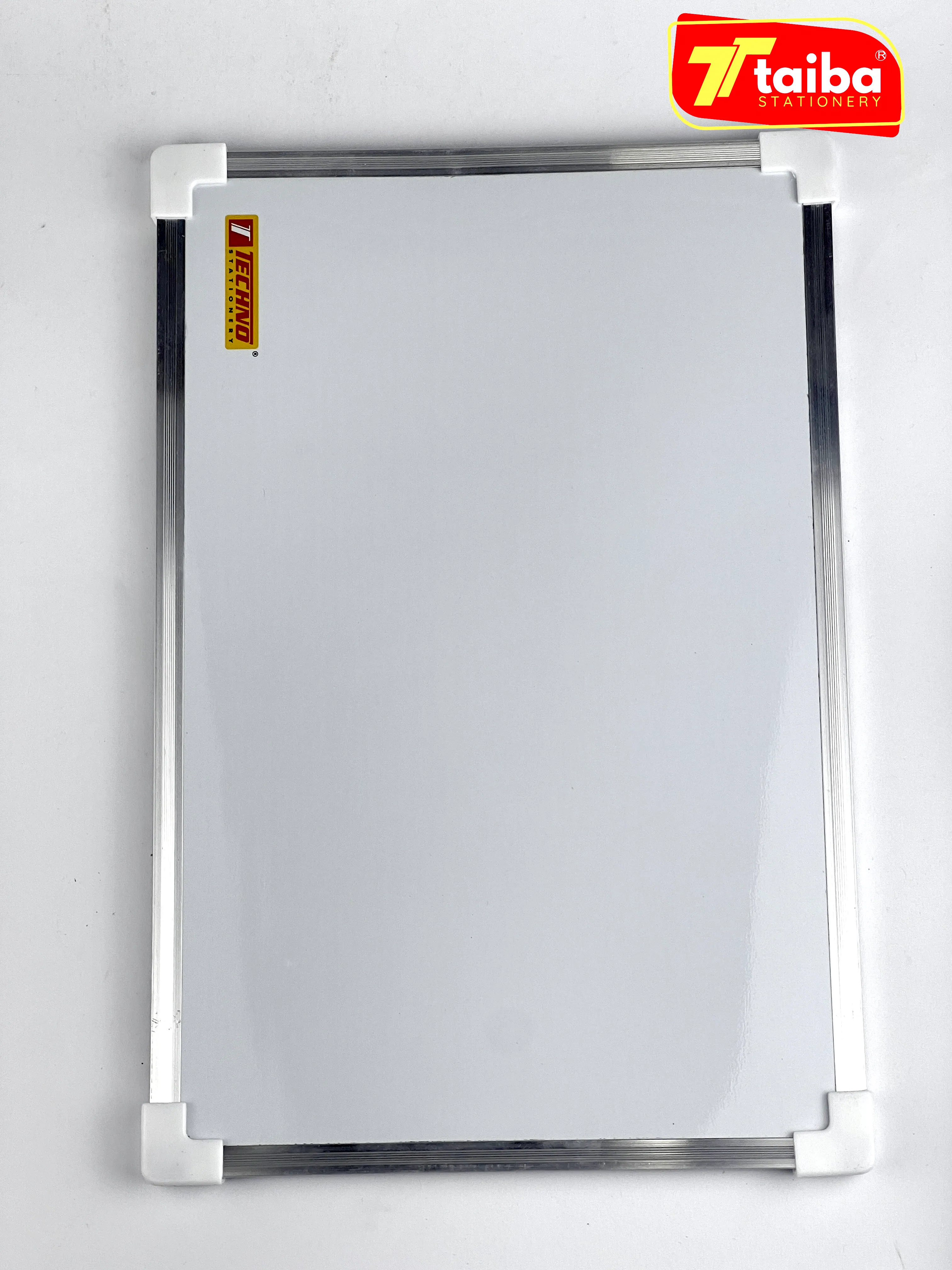 ARDOISE CADRE ALUMINIUM 20*30 CM D/FACE UNI/VERT TCHNO 70054
