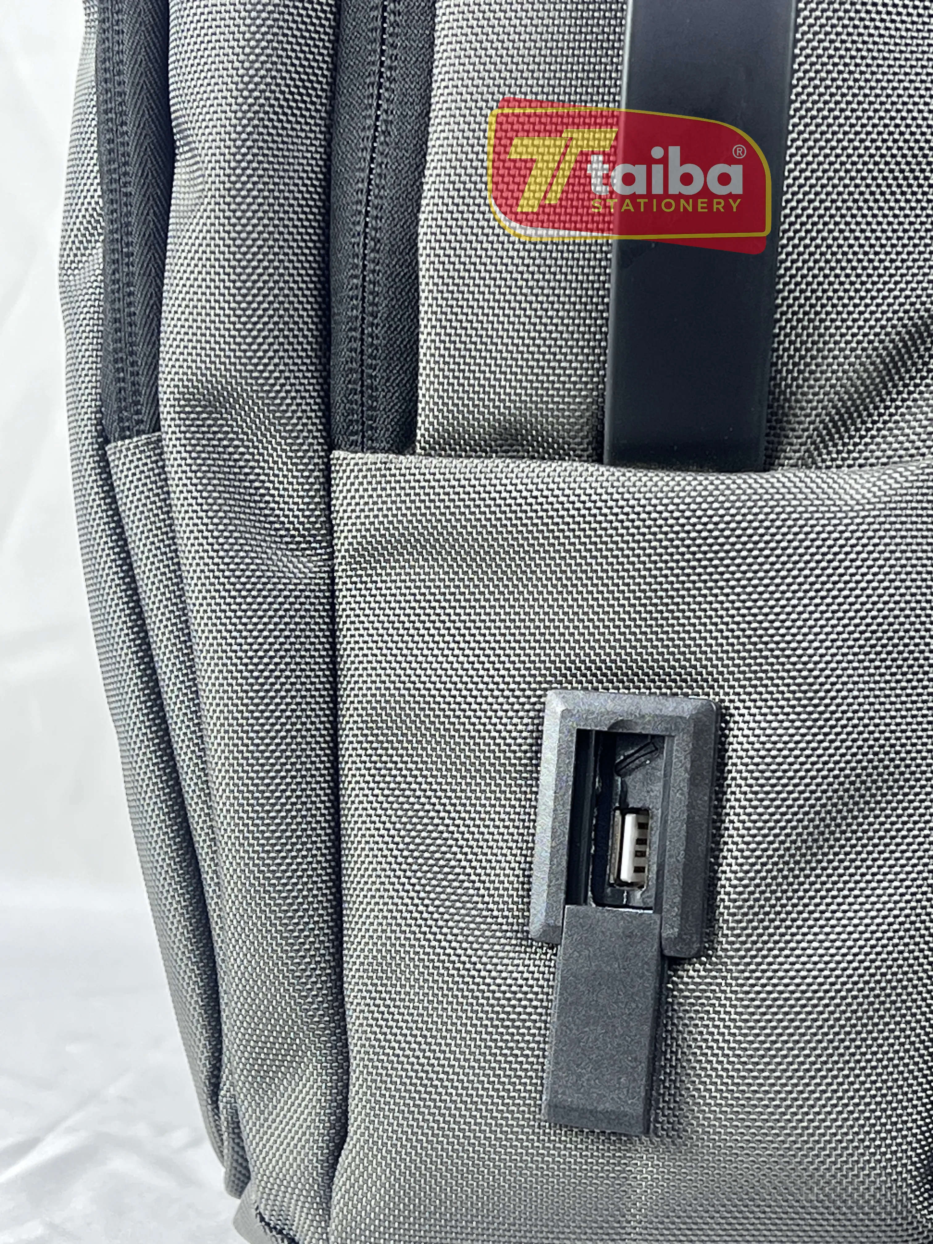 SAC A DOS LAPTOP GIANT